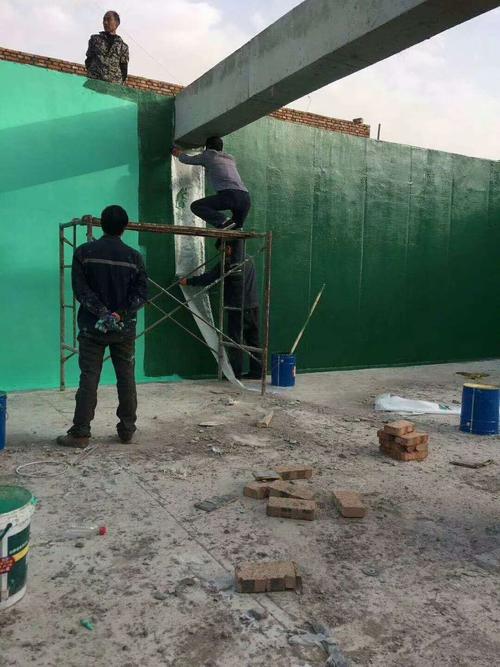 合川针对老旧车间地面普遍存在的起砂、裂缝问题